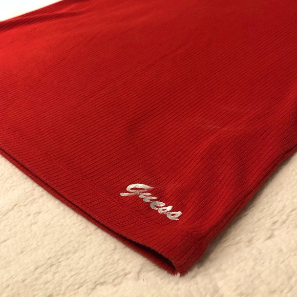 Guess Red Ribbed Cutout Tee ♥️⁉️ - Picture 3 of 7